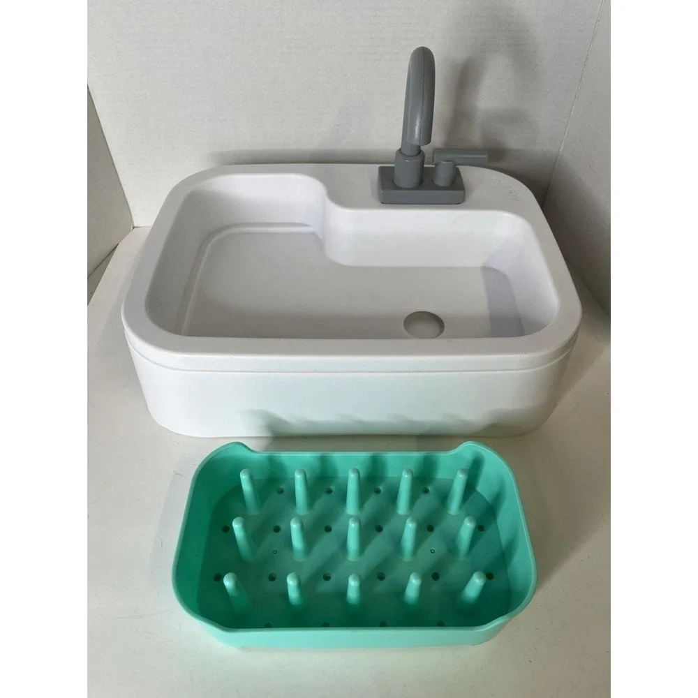 Lovevery Super Sustainable Play Sink Helper Working Faucet And Dish Rack